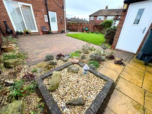 Photo 7- click for photo gallery